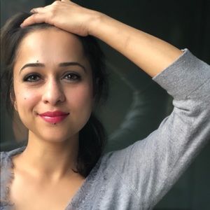 Meet your Posher, Shweta